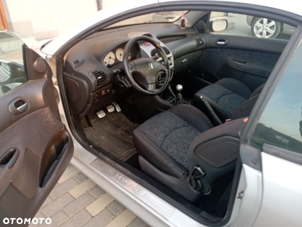 Peugeot 206 CC - 4