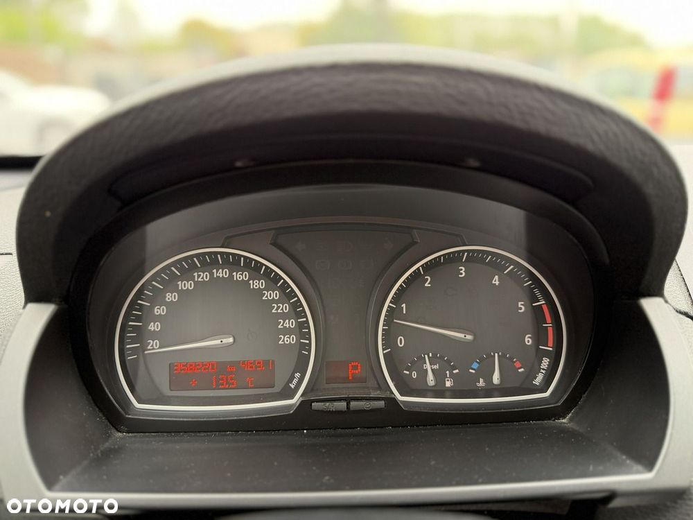 BMW X3 xDrive35d - 17