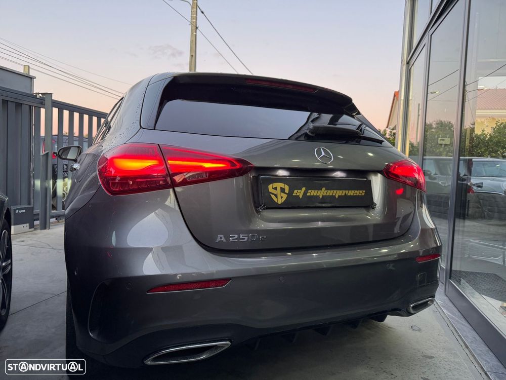 Mercedes-Benz A 250 e AMG Line - 7