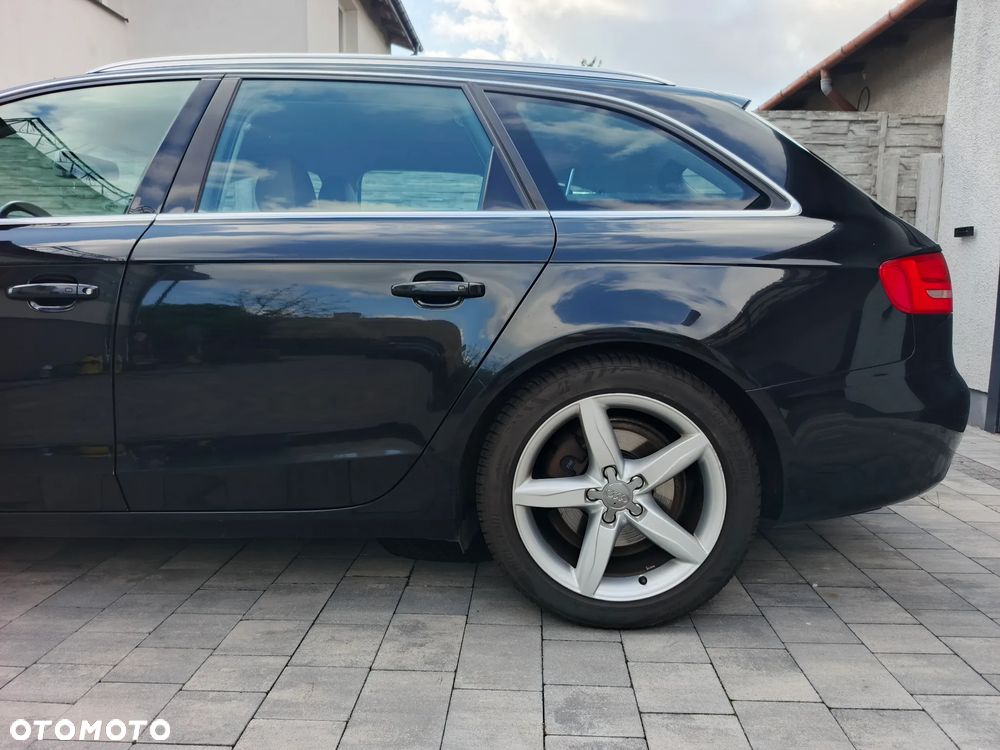 Audi A4 Avant 2.0 TDI Limited Edition Multitr - 15