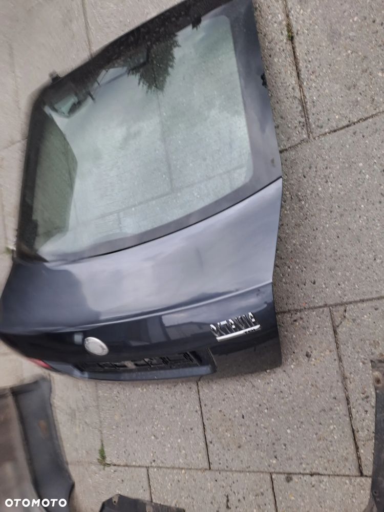 Skoda Octavia II HB kompletna klapa bagażnika kod lakieru 9153 i inne - 4