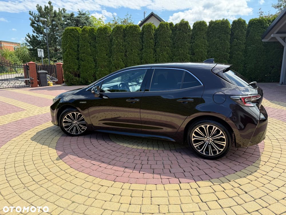 Toyota Corolla 1.8 Hybrid Executive - 11