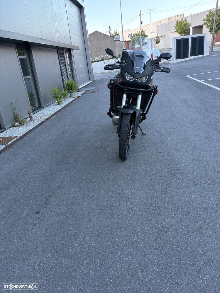 Honda Africa Twin 1100 - 12