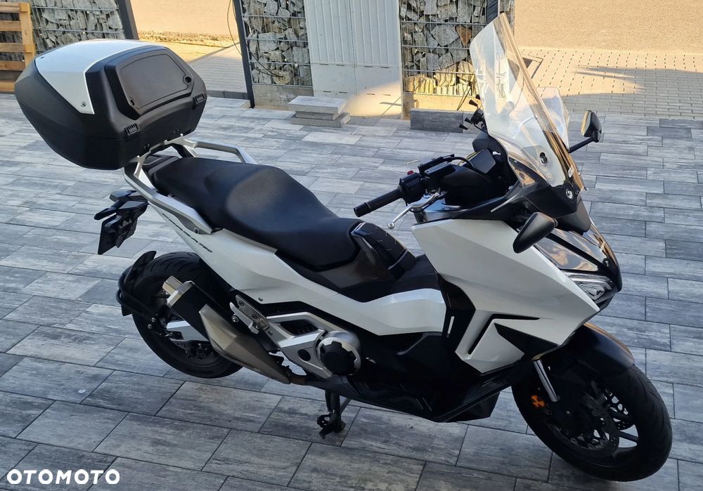 Honda NSS - 1
