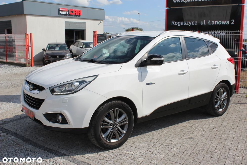 Hyundai ix35 1.6 2WD Fifa World Cup Edition - 4