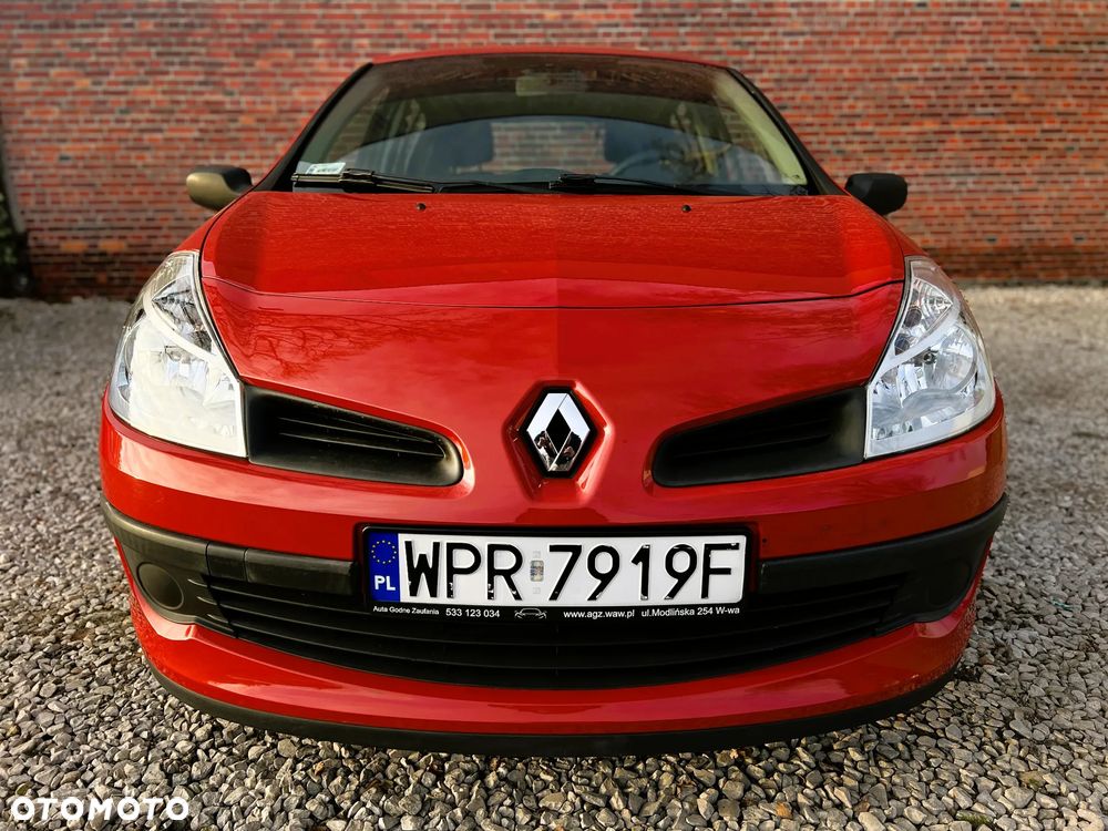 Renault Clio - 33