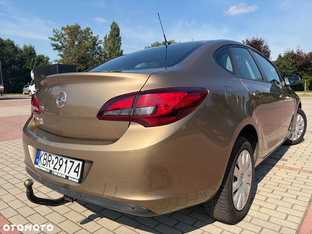 Opel Astra 1.6 Edition - 14