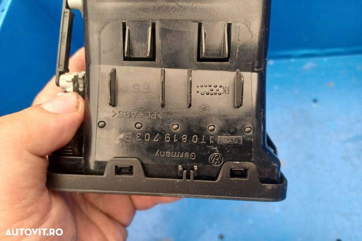 Grila ventilatie bord stanga 1T0819703B Volkswagen VW Touran 1 [facel - 2