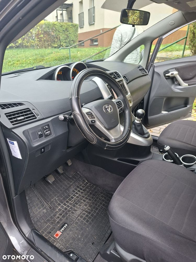 Toyota Verso - 6