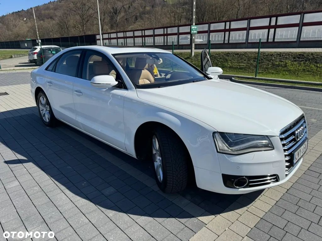 Audi A8 4.2 TDI Quattro - 1