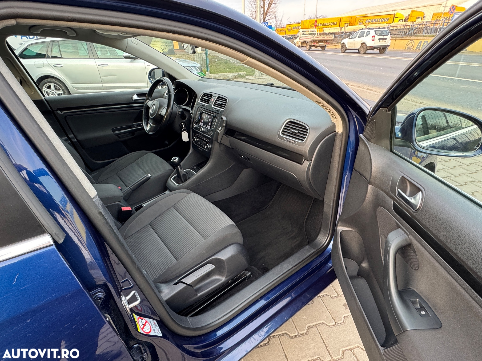 Volkswagen Golf 2.0 TDI Comfortline - 7