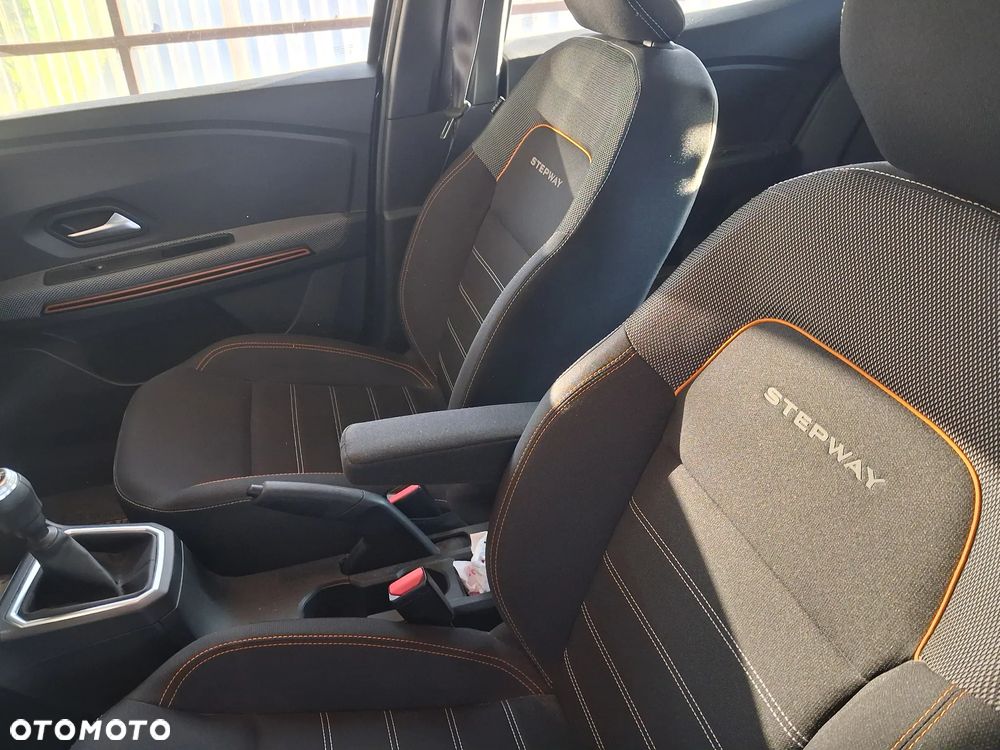 Dacia Sandero Stepway - 13