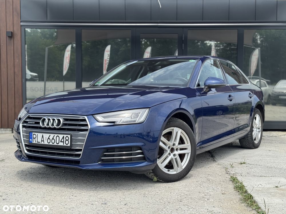 Audi A4 Limousine - 1