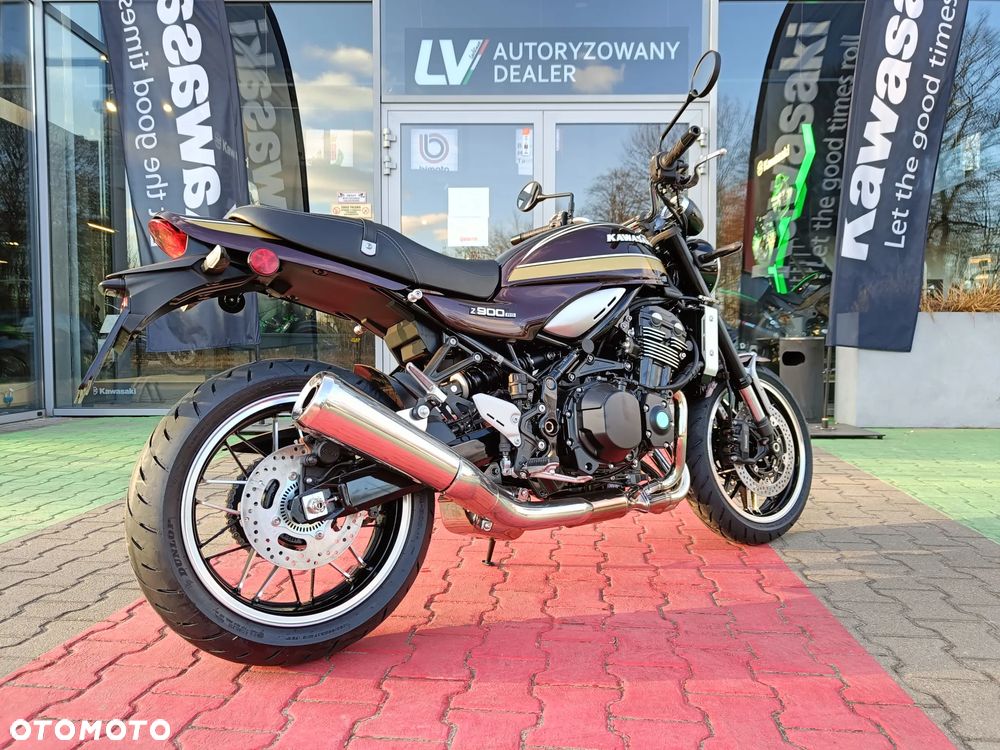 Kawasaki Z 900 RS - 3