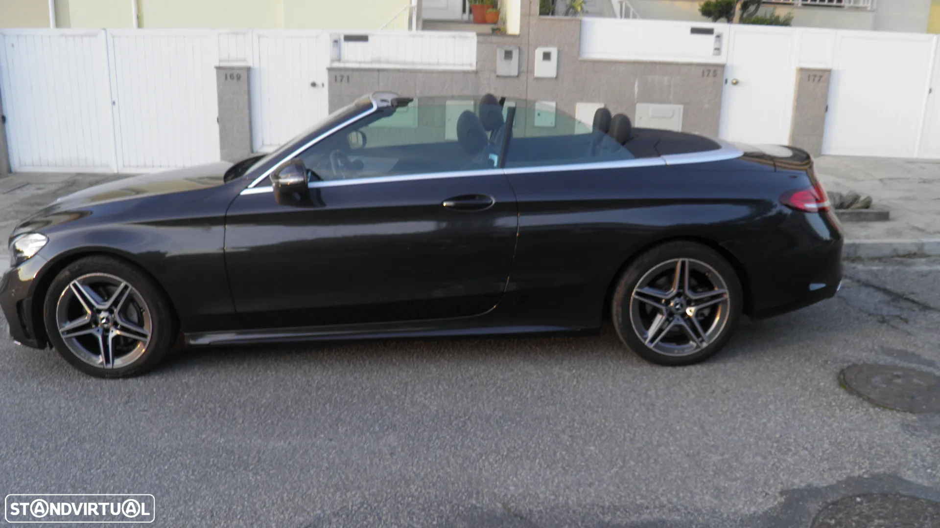 Mercedes-Benz C 200 AMG Line - 26