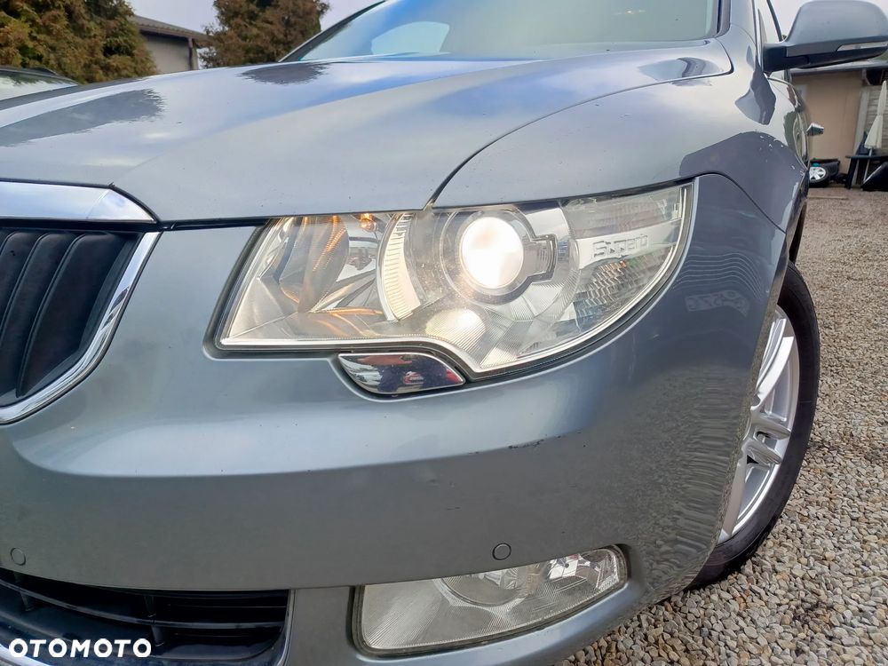 Skoda Superb 1.8 TSI DSG Elegance - 28