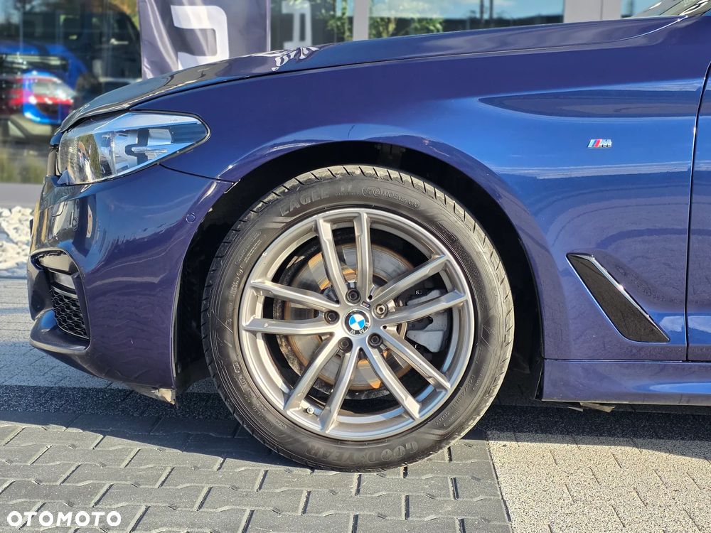 BMW Seria 5 520d MHEV M Sport sport - 13