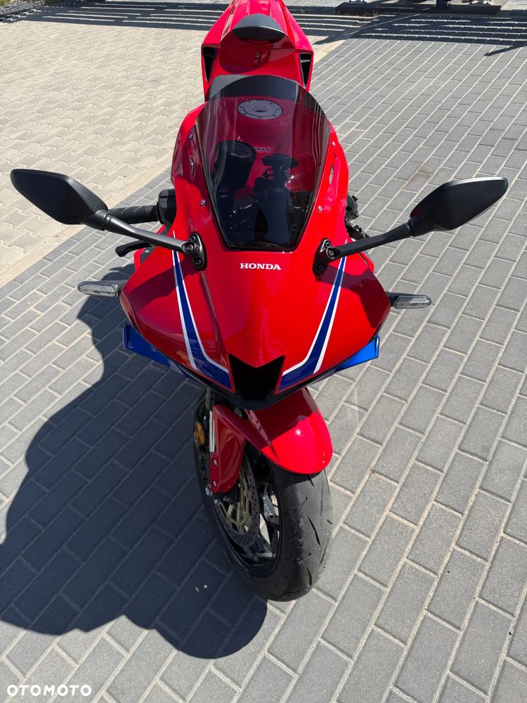 Honda CBR - 8