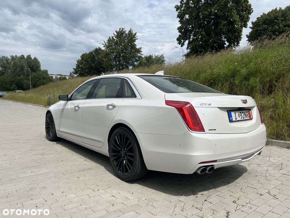 Cadillac CT6 - 6