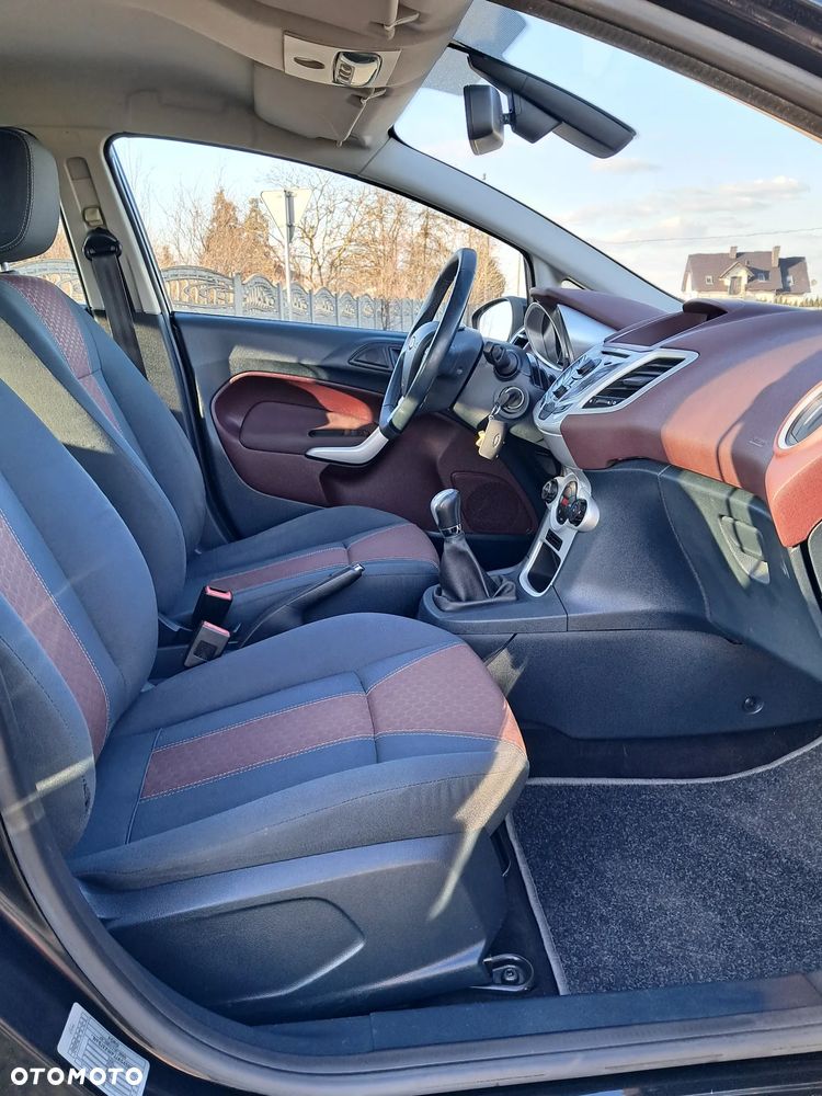 Ford Fiesta 1.4 Titanium - 10