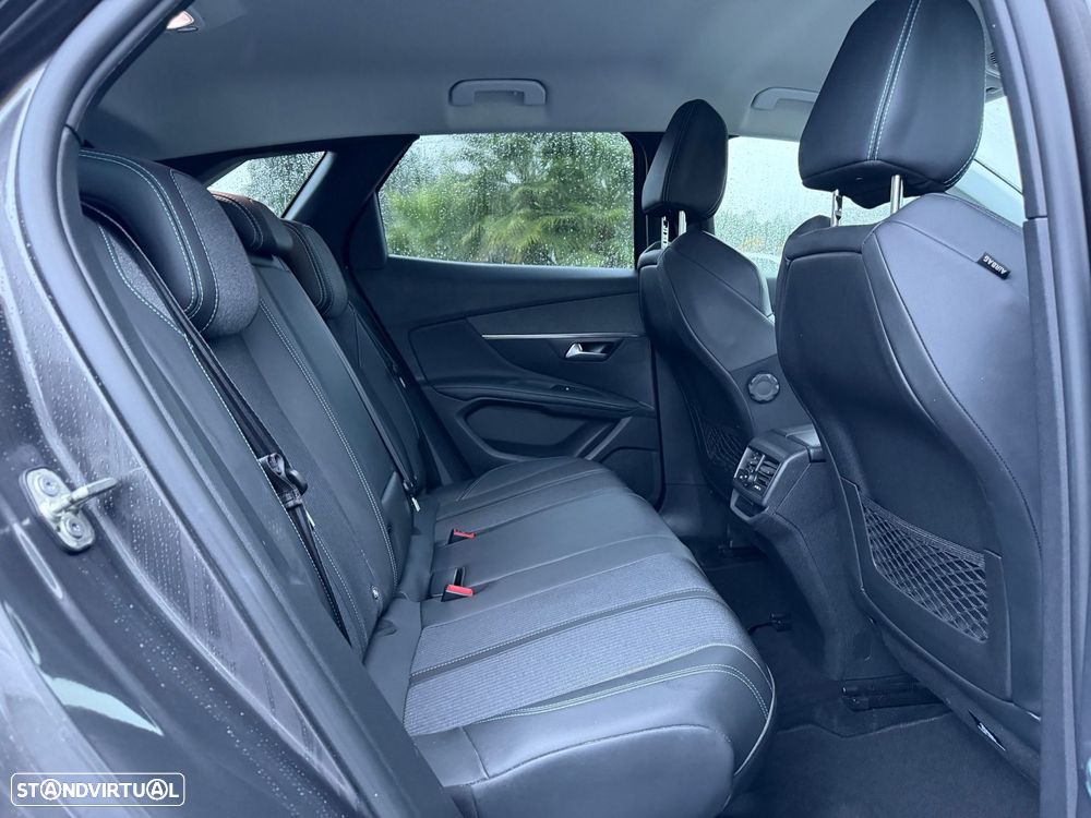 Peugeot 3008 1.5 BlueHDi Allure - 6