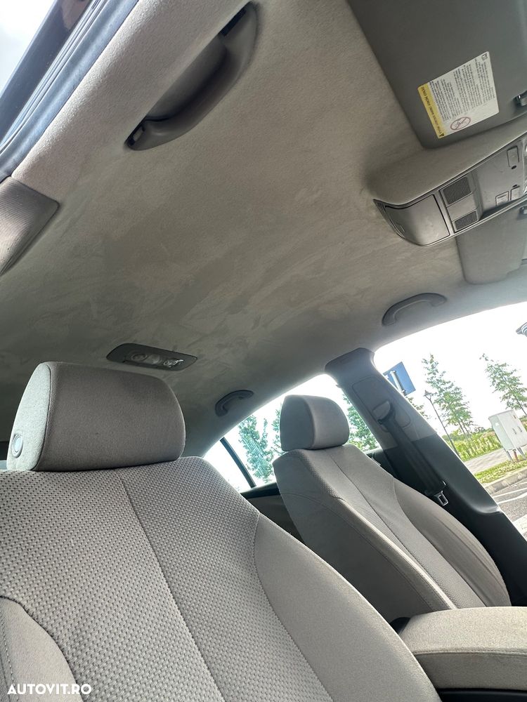 Volkswagen Passat 1.9TDI Comfortline - 12