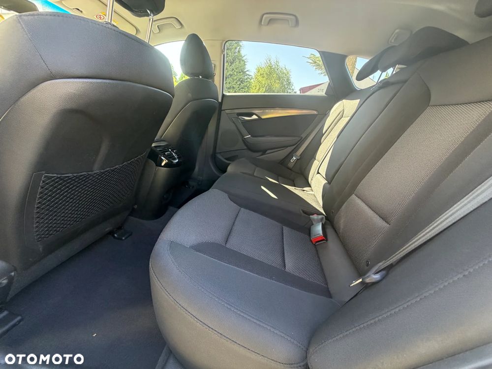 Hyundai i40 1.7 CRDi Comfort + - 11