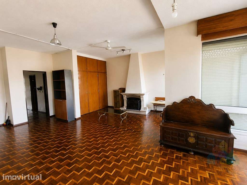 Apartamento T3 com elevador em excelente localização -Tomar - Grande imagem: 4/11