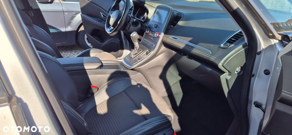 Renault Grand Scenic TCe 140 GPF EDC BLACK EDITION - 18