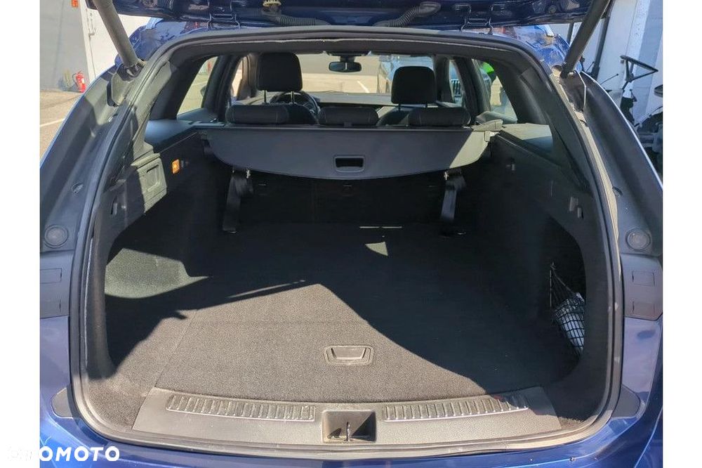 Opel Insignia - 8