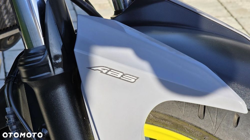Yamaha MT - 18