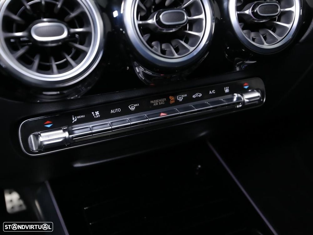 Mercedes-Benz EQA 350 4Matic AMG Line - 17