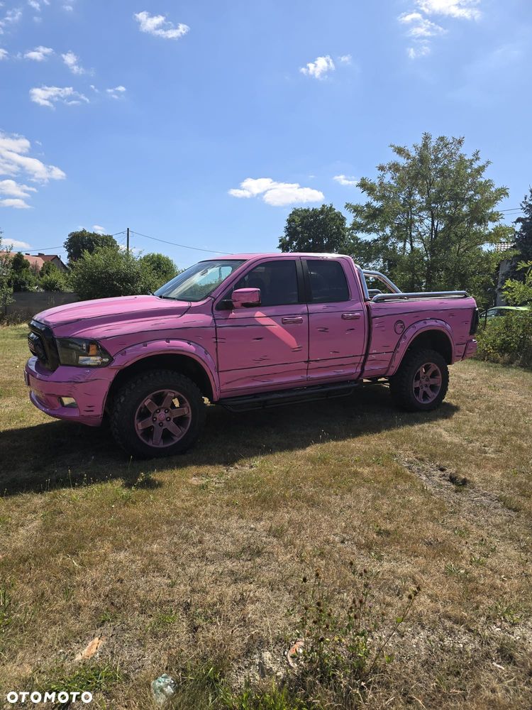 Dodge RAM 5.7 4x4 - 3
