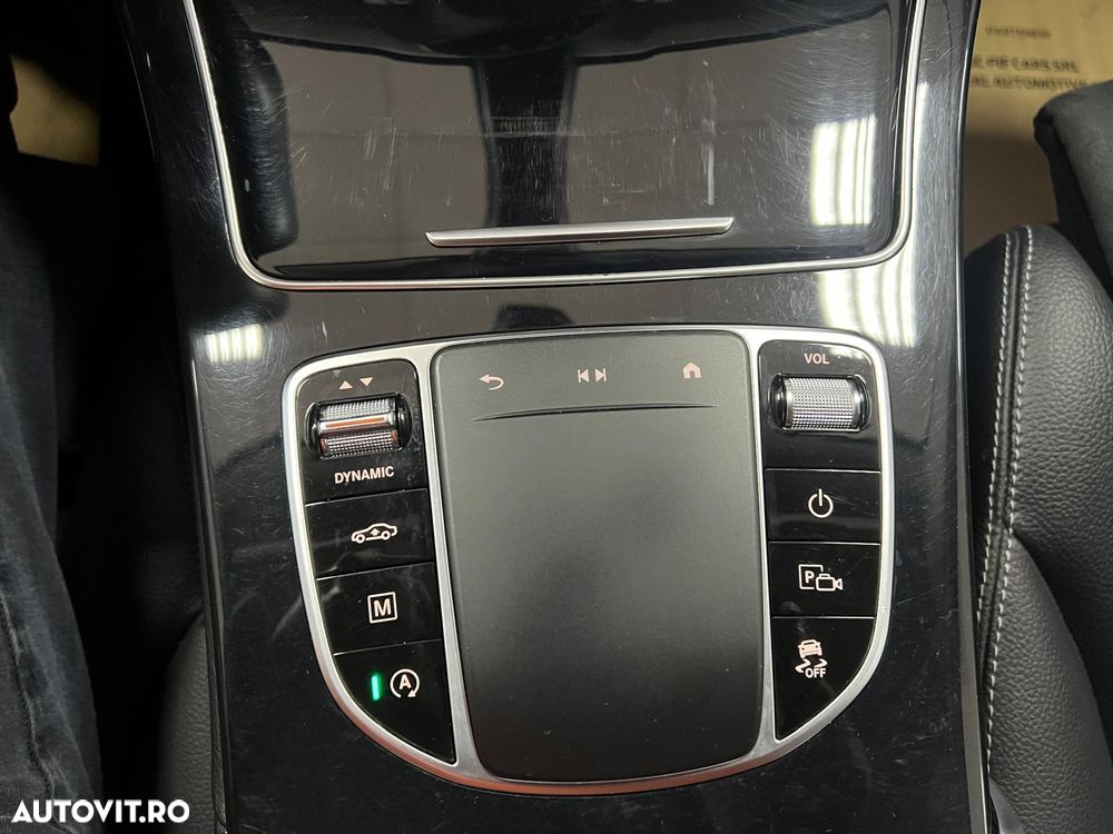 Mercedes-Benz GLC 220 d 4MATIC 9G-TRONIC AMG Line - 27