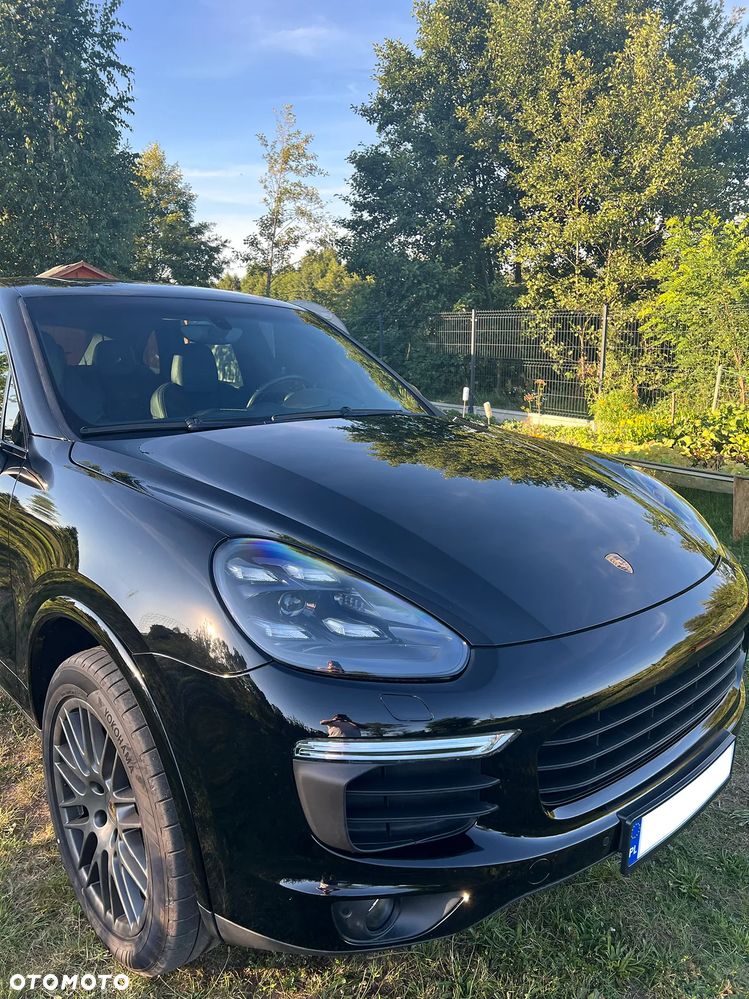 Porsche Cayenne Platinum Edition - 16