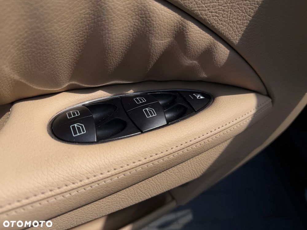 Mercedes-Benz Klasa E 280 CDI 4Matic Automatik Elegance DPF - 29