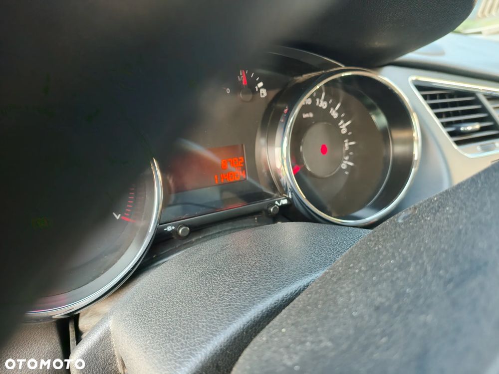 Peugeot 3008 1.2 PureTech Allure - 27