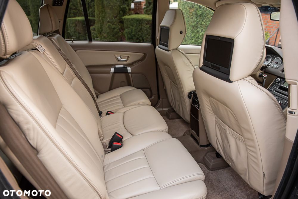 Volvo XC 90 D5 AWD Executive - 27