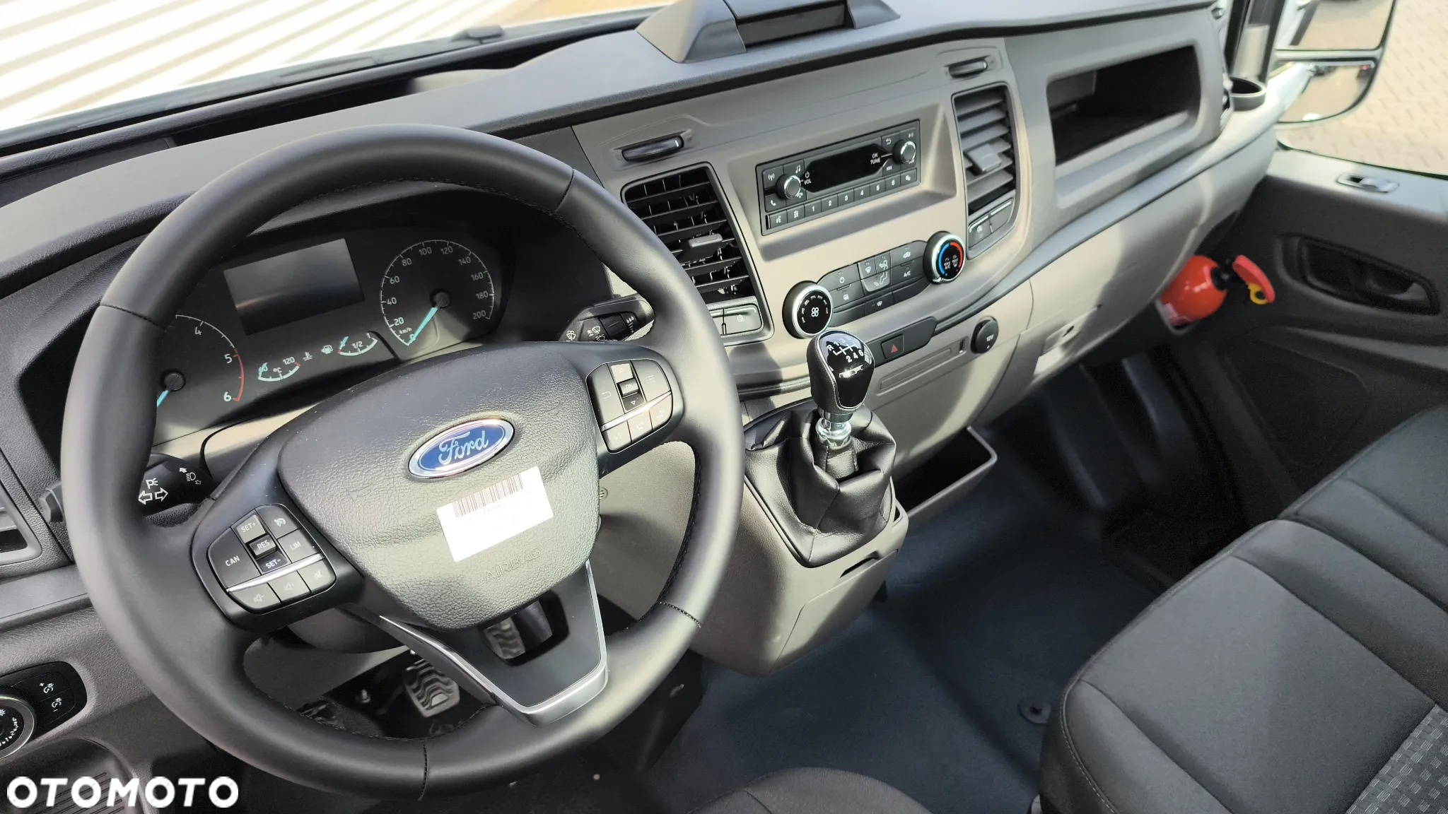 Ford Transit - 9