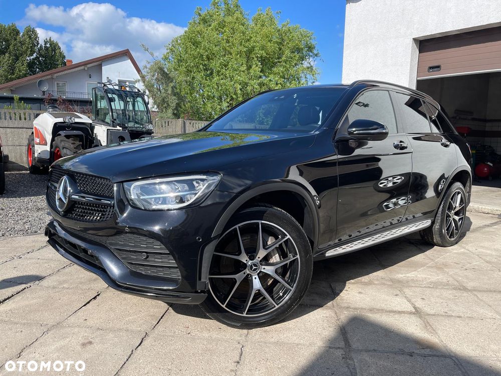 Mercedes-Benz GLC 300 de 4Matic 9G-TRONIC AMG Line - 1