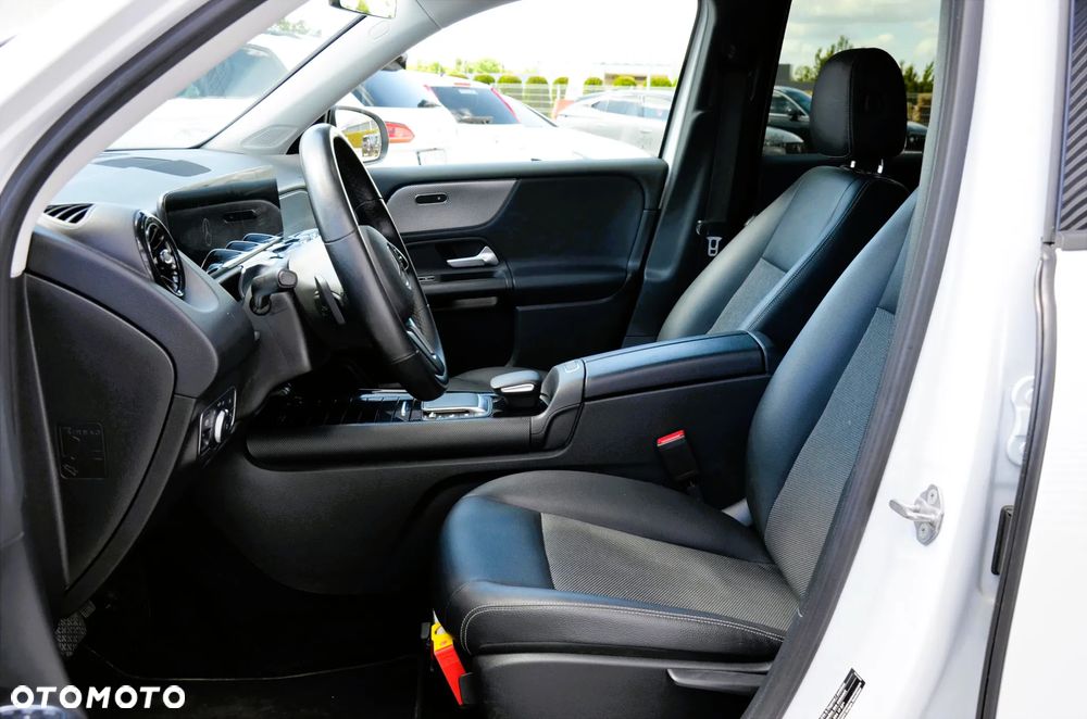 Mercedes-Benz GLB 200 d 8G-DCT - 15