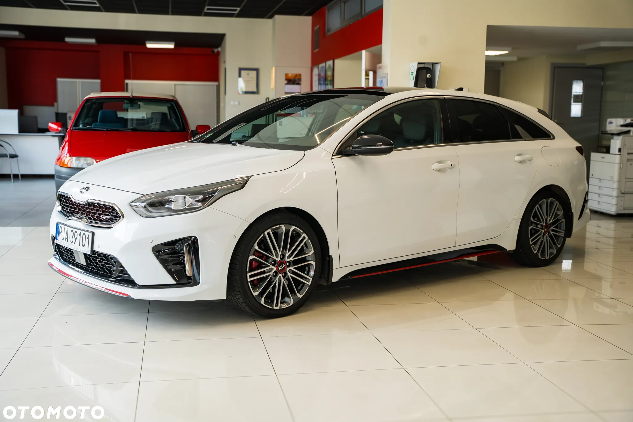 Kia ProCeed 1.6 T-GDI GT DCT - 2