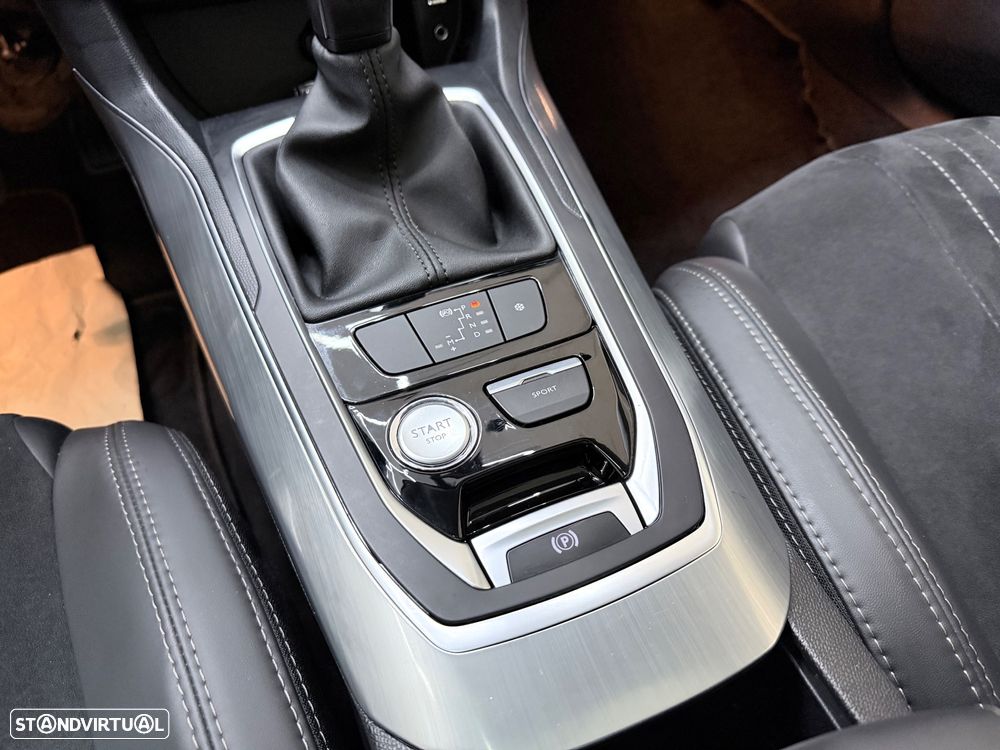 Peugeot 308 PureTech 130 GPF EAT8 Stop & Start Allure Pack - 15