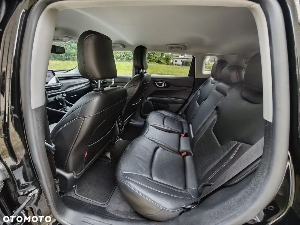Jeep Compass - 14