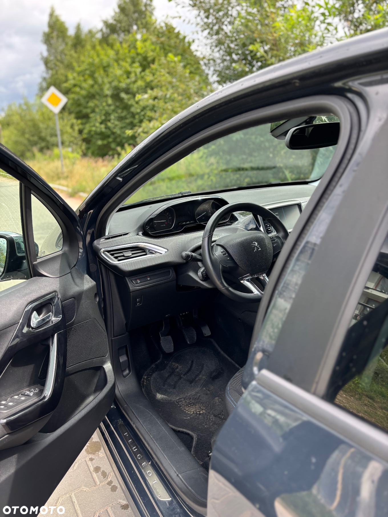Peugeot 208 1.2 PureTech Active - 3