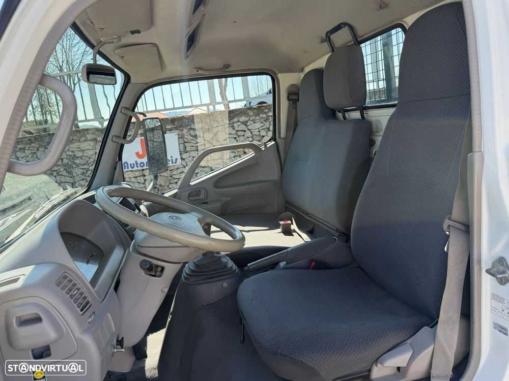 Toyota Dyna M D4-D 3LUG Tri-Basculante Nacional - 11