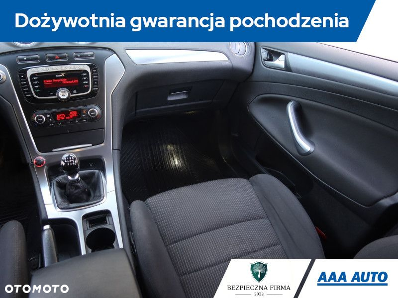 Ford Mondeo - 9