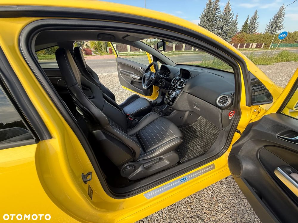Opel Corsa 1.6 T OPC - 7
