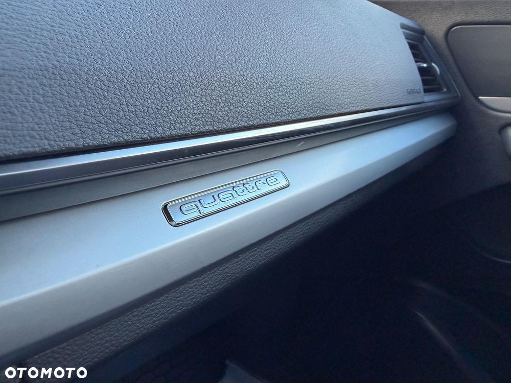 Audi Q5 40 TDI mHEV Quattro S Line S tronic - 32