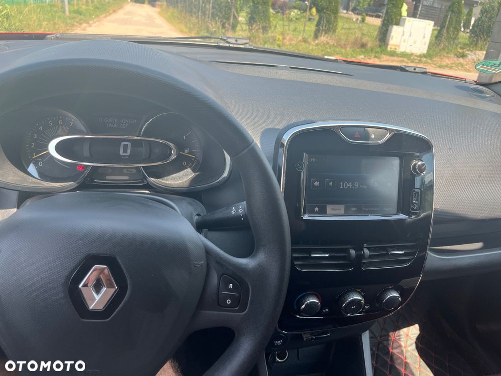 Renault Clio 1.2 16V Intens - 16